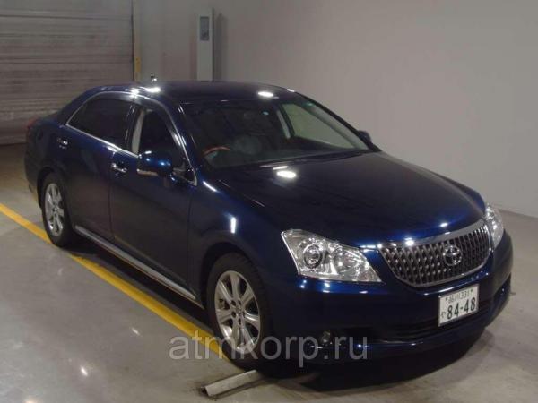 Автомобиль седан TOYOTA CROWN Majesta